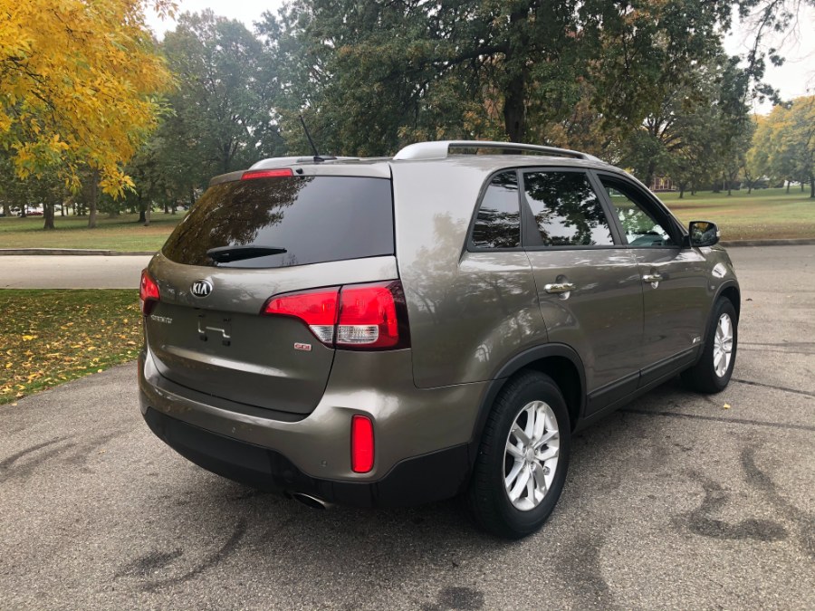 2015 Kia Sorento AWD 4dr I4 LX, available for sale in Lyndhurst, New Jersey | Cars With Deals. Lyndhurst, New Jersey 2015 Kia Sorento AWD 4dr I4 LX, available for sale in Lyndhurst, New Jersey | Cars With Deals. Lyndhurst, New Jersey