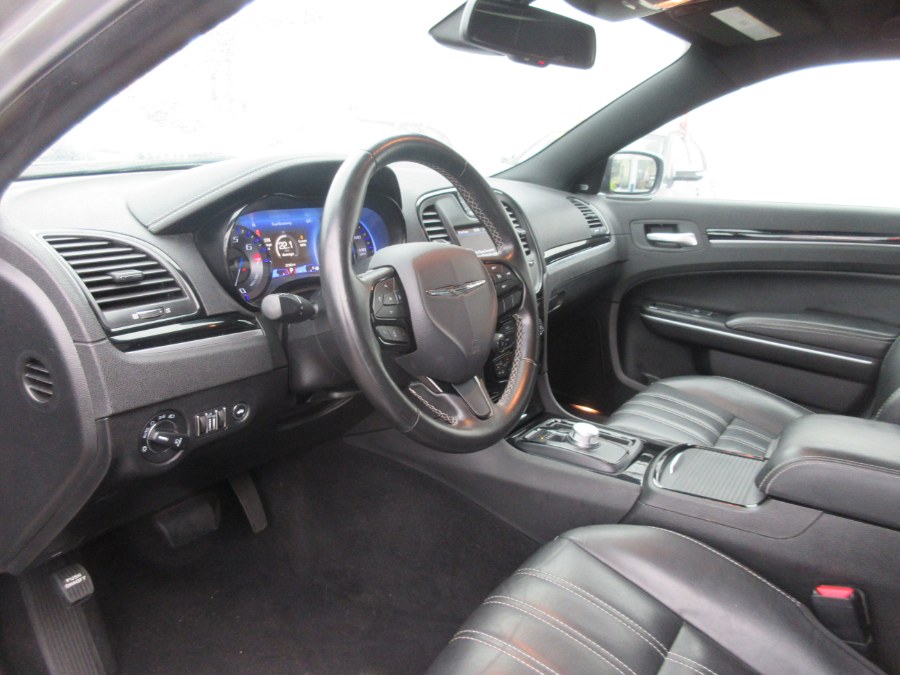 Used Chrysler 300 300S AWD 2019 | Route 27 Auto Mall. Linden, New Jersey Used Chrysler 300 300S AWD 2019 | Route 27 Auto Mall. Linden, New Jersey