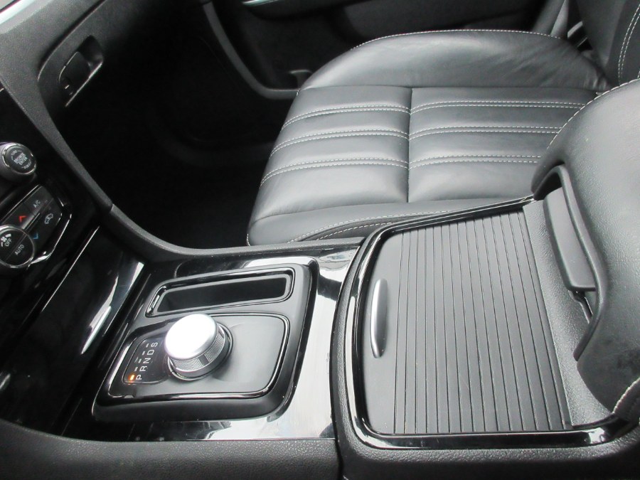 Used Chrysler 300 300S AWD 2019 | Route 27 Auto Mall. Linden, New Jersey Used Chrysler 300 300S AWD 2019 | Route 27 Auto Mall. Linden, New Jersey