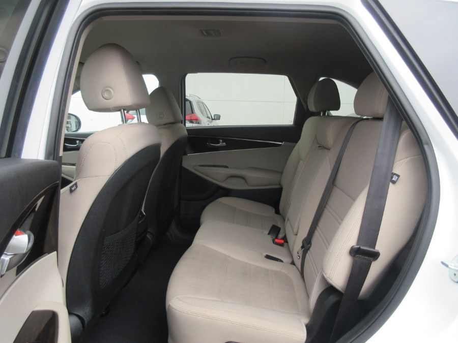Used Kia Sorento LX V6 FWD 2019 | Route 27 Auto Mall. Linden, New Jersey Used Kia Sorento LX V6 FWD 2019 | Route 27 Auto Mall. Linden, New Jersey