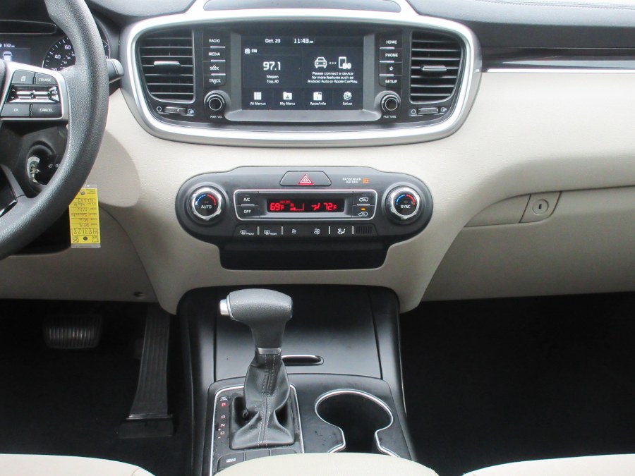 Used Kia Sorento LX V6 FWD 2019 | Route 27 Auto Mall. Linden, New Jersey Used Kia Sorento LX V6 FWD 2019 | Route 27 Auto Mall. Linden, New Jersey
