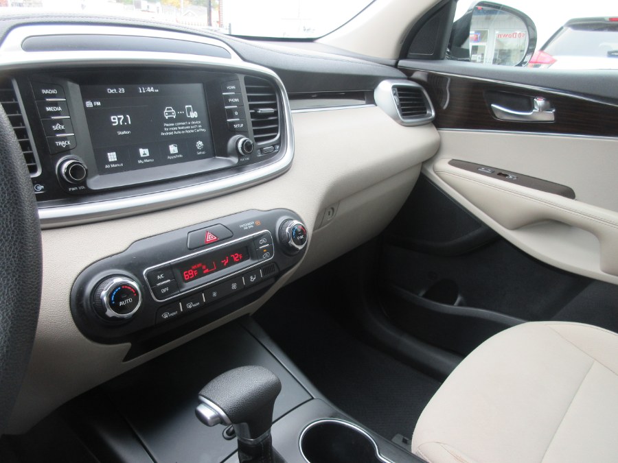 Used Kia Sorento LX V6 FWD 2019 | Route 27 Auto Mall. Linden, New Jersey Used Kia Sorento LX V6 FWD 2019 | Route 27 Auto Mall. Linden, New Jersey