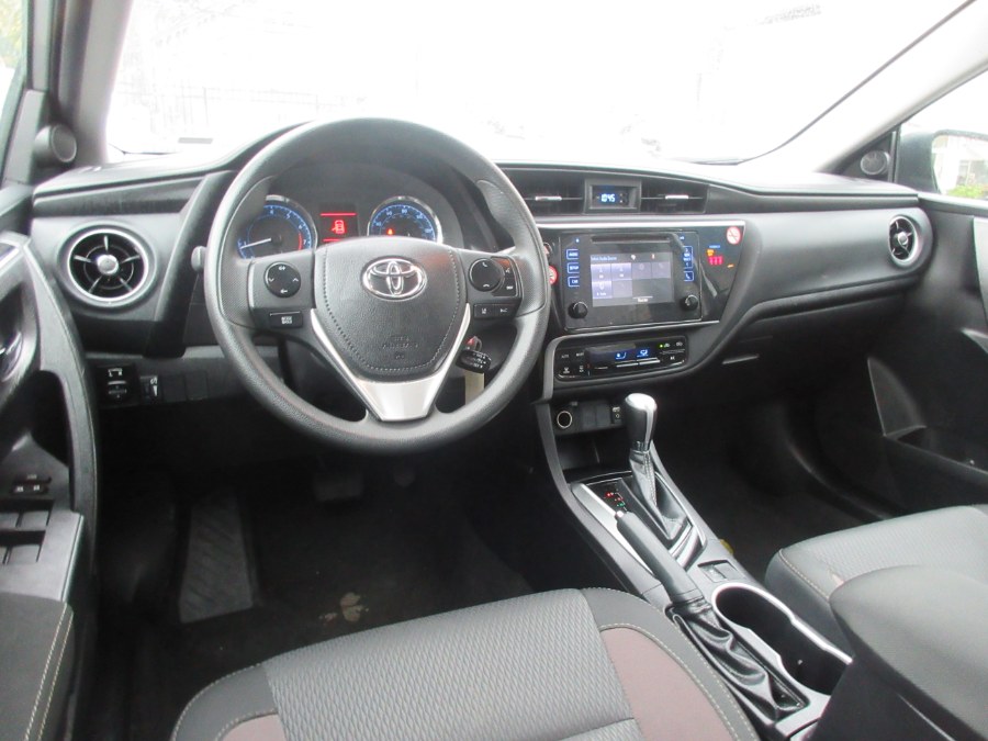 2019 Toyota Corolla LE CVT (Natl) photo