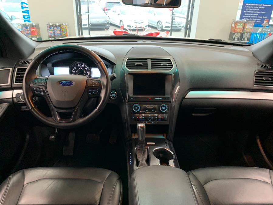 2016 Ford Explorer 4WD 4dr XLT, available for sale in Inwood, New York | 5 Towns Drive. Inwood, New York 2016 Ford Explorer 4WD 4dr XLT, available for sale in Inwood, New York | 5 Towns Drive. Inwood, New York