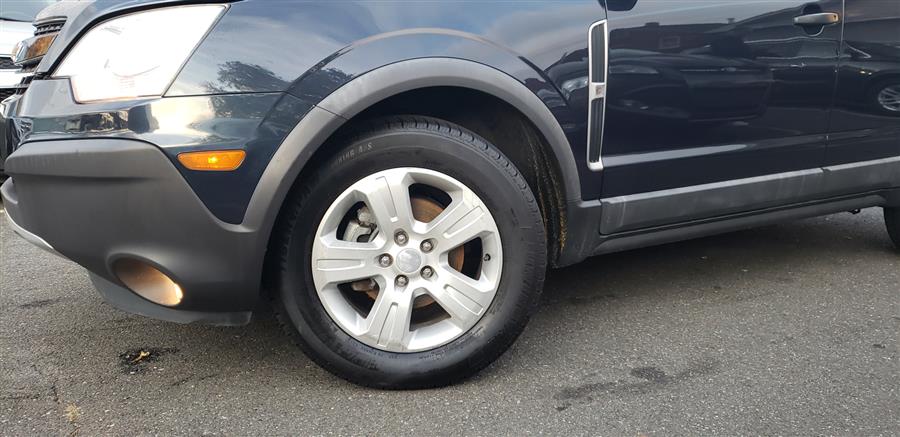 2014 Chevrolet Captiva Sport Fleet FWD 4dr LS w/2LS, available for sale in Little Ferry, New Jersey | Victoria Preowned Autos Inc. Little Ferry, New Jersey 2014 Chevrolet Captiva Sport Fleet FWD 4dr LS w/2LS, available for sale in Little Ferry, New Jersey | Victoria Preowned Autos Inc. Little Ferry, New Jersey
