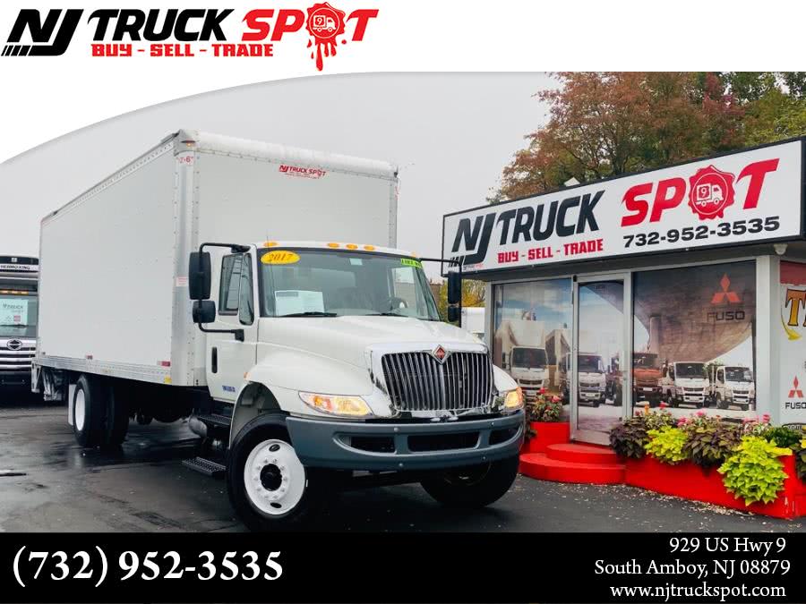 2017 INTERNATIONAL 4300 CUMMINS 26 FEET DRY BOX + LIFT GATE + NO CDL + CUMMINS ENG, available for sale in South Amboy, New Jersey | NJ Truck Spot. South Amboy, New Jersey