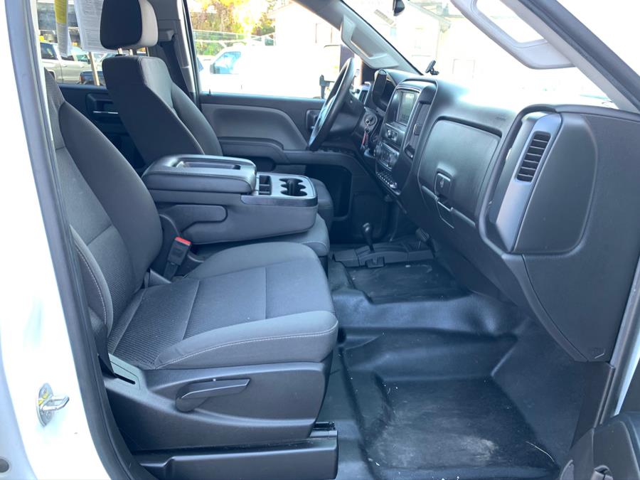 Used Chevrolet Silverado 3500HD 4WD Crew Cab 171.5" WB, 59.06" CA WT 2018 | Danny's Auto Sales. Methuen, Massachusetts Used Chevrolet Silverado 3500HD 4WD Crew Cab 171.5" WB, 59.06" CA WT 2018 | Danny's Auto Sales. Methuen, Massachusetts