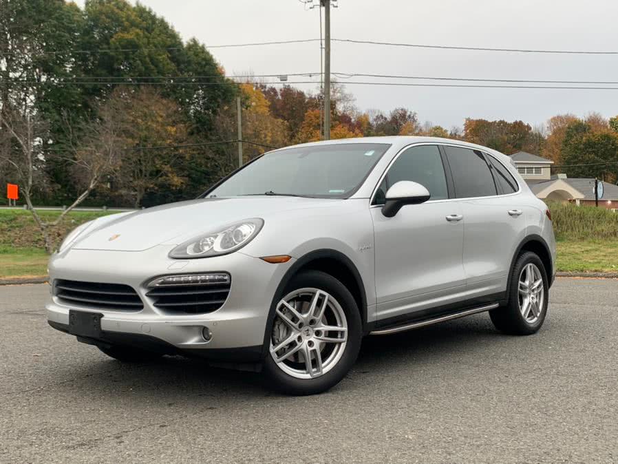 2011 Porsche Cayenne AWD 4dr S Hybrid, available for sale in Waterbury, Connecticut | Platinum Auto Care. Waterbury, Connecticut