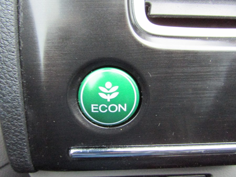 2013 Honda Civic Sdn 4dr Auto EX, available for sale in East Windsor, Connecticut | United Auto Sales of E Windsor, Inc. East Windsor, Connecticut 2013 Honda Civic Sdn 4dr Auto EX, available for sale in East Windsor, Connecticut | United Auto Sales of E Windsor, Inc. East Windsor, Connecticut