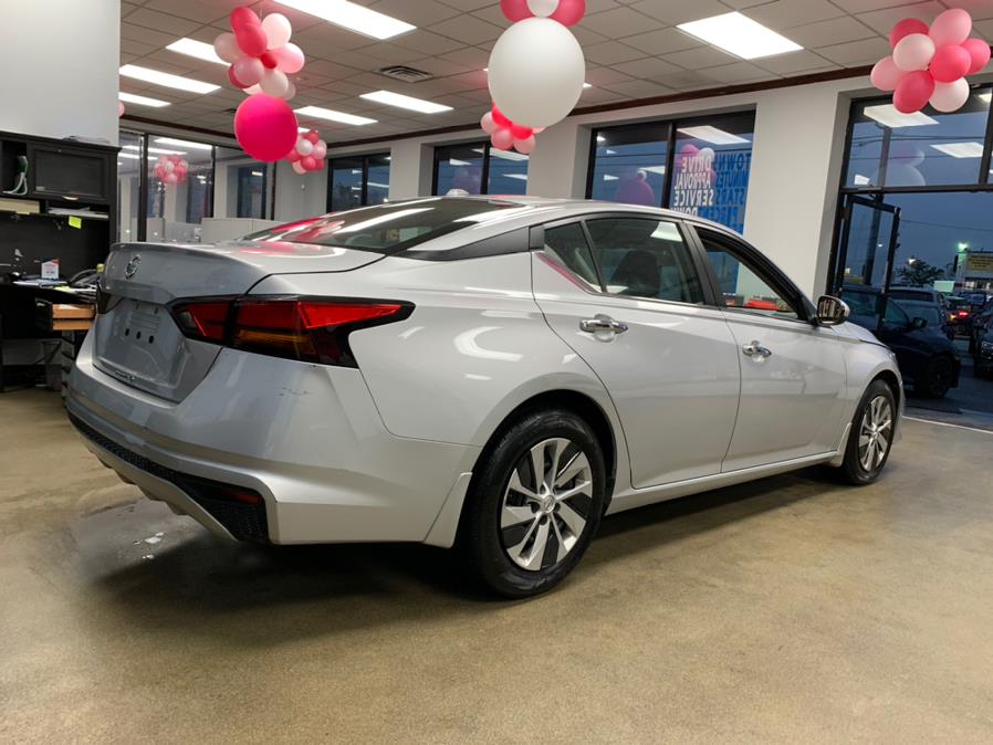 2019 Nissan Altima 2.5 S Sedan, available for sale in Inwood, New York | 5 Towns Drive. Inwood, New York 2019 Nissan Altima 2.5 S Sedan, available for sale in Inwood, New York | 5 Towns Drive. Inwood, New York
