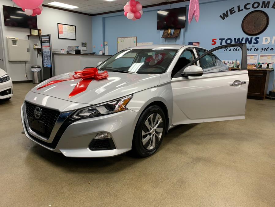 2019 Nissan Altima 2.5 S Sedan, available for sale in Inwood, New York | 5 Towns Drive. Inwood, New York 2019 Nissan Altima 2.5 S Sedan, available for sale in Inwood, New York | 5 Towns Drive. Inwood, New York