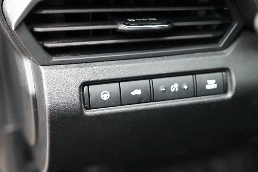 2019 Nissan Altima 2.5 SL Sedan, available for sale in Jamaica, New York | Hillside Auto Mall Inc.. Jamaica, New York 2019 Nissan Altima 2.5 SL Sedan, available for sale in Jamaica, New York | Hillside Auto Mall Inc.. Jamaica, New York