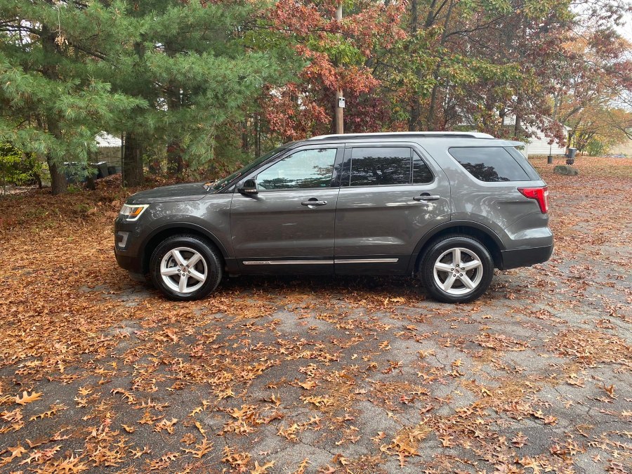 Used Ford Explorer XLT 4WD 2017 | Sena Motors Inc. Revere, Massachusetts Used Ford Explorer XLT 4WD 2017 | Sena Motors Inc. Revere, Massachusetts