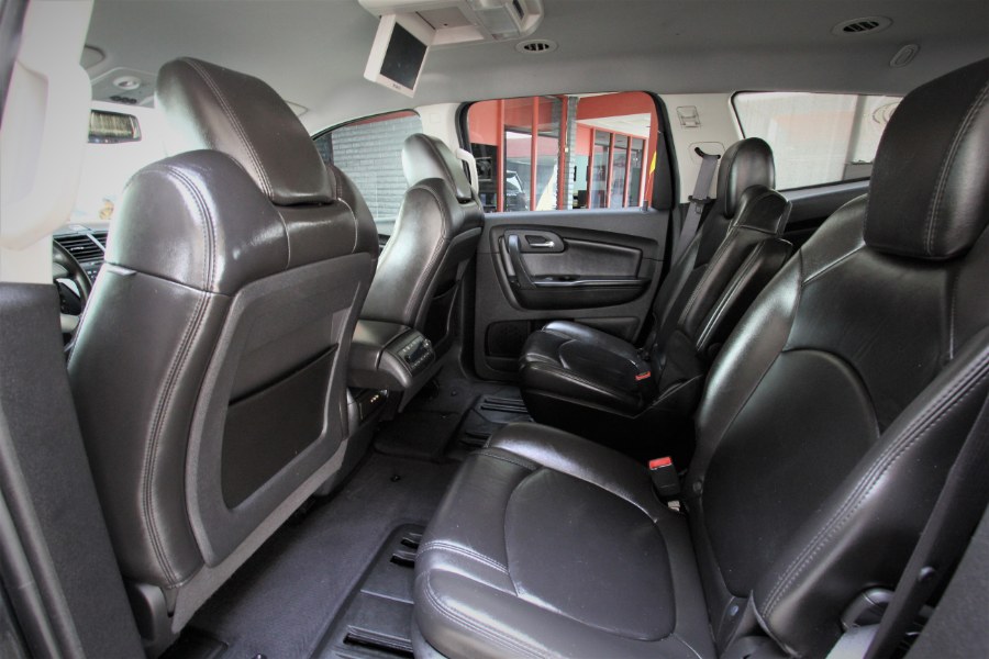 2010 Chevrolet Traverse FWD 4dr LT w/2LT, available for sale in Garden Grove, California | 1 Stop Auto Mart Inc.. Garden Grove, California 2010 Chevrolet Traverse FWD 4dr LT w/2LT, available for sale in Garden Grove, California | 1 Stop Auto Mart Inc.. Garden Grove, California