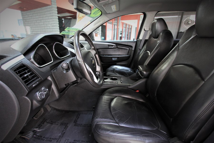 2010 Chevrolet Traverse FWD 4dr LT w/2LT, available for sale in Garden Grove, California | 1 Stop Auto Mart Inc.. Garden Grove, California 2010 Chevrolet Traverse FWD 4dr LT w/2LT, available for sale in Garden Grove, California | 1 Stop Auto Mart Inc.. Garden Grove, California