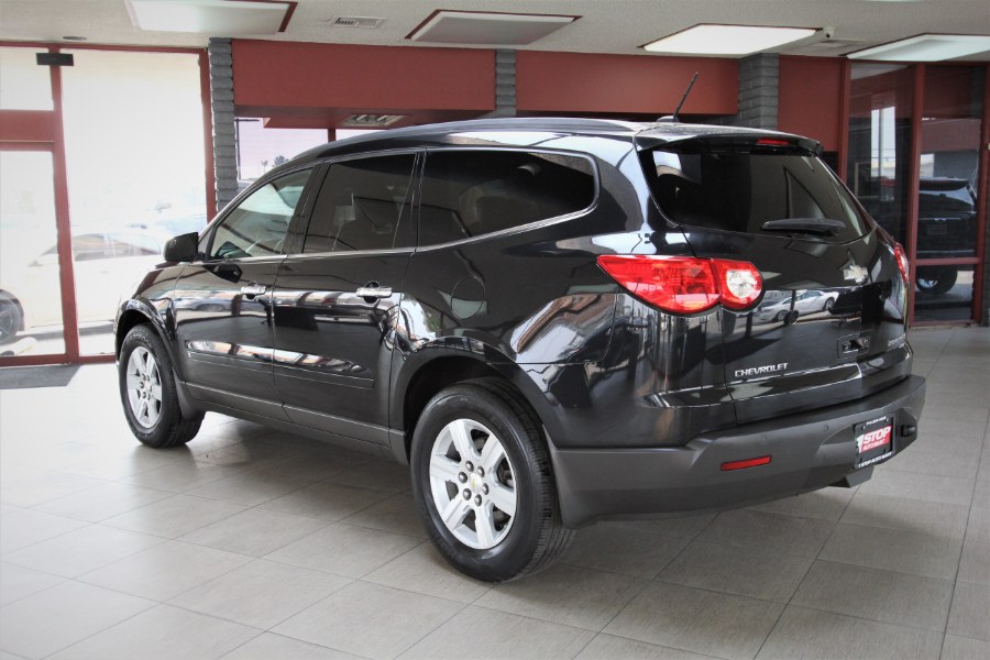 2010 Chevrolet Traverse FWD 4dr LT w/2LT, available for sale in Garden Grove, California | 1 Stop Auto Mart Inc.. Garden Grove, California 2010 Chevrolet Traverse FWD 4dr LT w/2LT, available for sale in Garden Grove, California | 1 Stop Auto Mart Inc.. Garden Grove, California