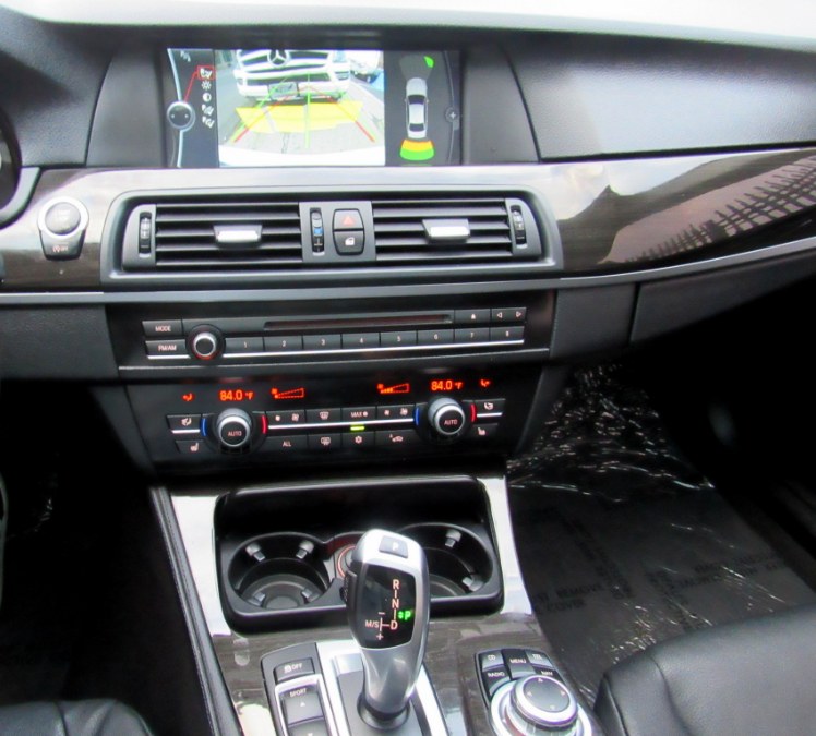 2012 BMW 5 Series 4dr Sdn 528i xDrive AWD, available for sale in Paterson, New Jersey | MFG Prestige Auto Group. Paterson, New Jersey 2012 BMW 5 Series 4dr Sdn 528i xDrive AWD, available for sale in Paterson, New Jersey | MFG Prestige Auto Group. Paterson, New Jersey