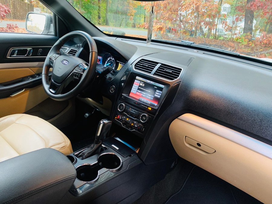 Used Ford Explorer FWD 4dr XLT 2016 | Sena Motors Inc. Revere, Massachusetts Used Ford Explorer FWD 4dr XLT 2016 | Sena Motors Inc. Revere, Massachusetts