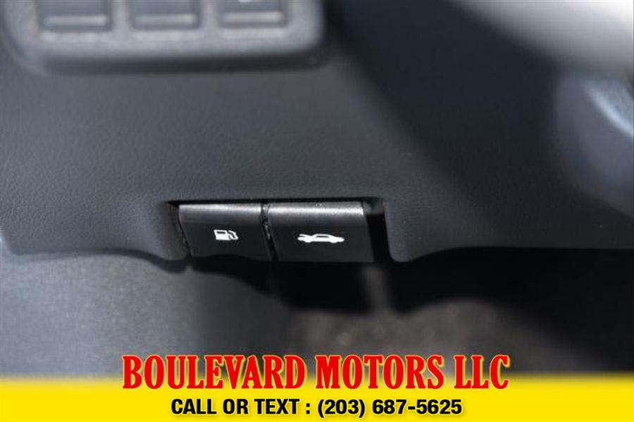 2015 Nissan Sentra S Sedan 4D, available for sale in New Haven, Connecticut | Boulevard Motors LLC. New Haven, Connecticut 2015 Nissan Sentra S Sedan 4D, available for sale in New Haven, Connecticut | Boulevard Motors LLC. New Haven, Connecticut