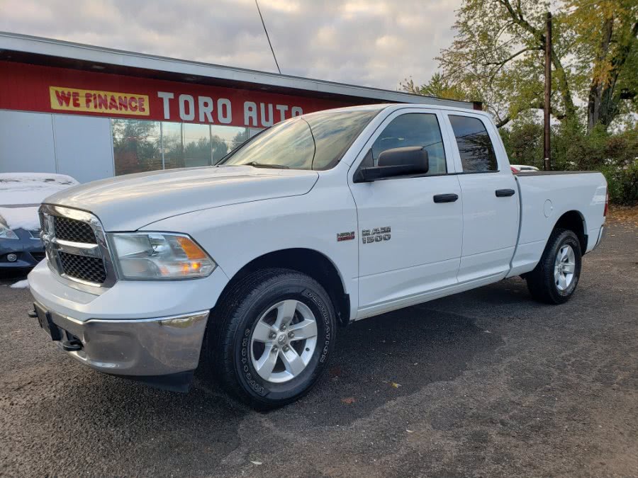2015 Ram 1500 4WD 5.7 Hemi 4dr, available for sale in East Windsor, Connecticut | Toro Auto. East Windsor, Connecticut