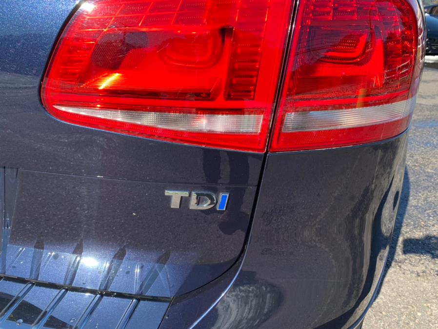 2014 Volkswagen Touareg 4dr TDI R-Line, available for sale in South Windsor, Connecticut | Mike And Tony Auto Sales, Inc. South Windsor, Connecticut 2014 Volkswagen Touareg 4dr TDI R-Line, available for sale in South Windsor, Connecticut | Mike And Tony Auto Sales, Inc. South Windsor, Connecticut