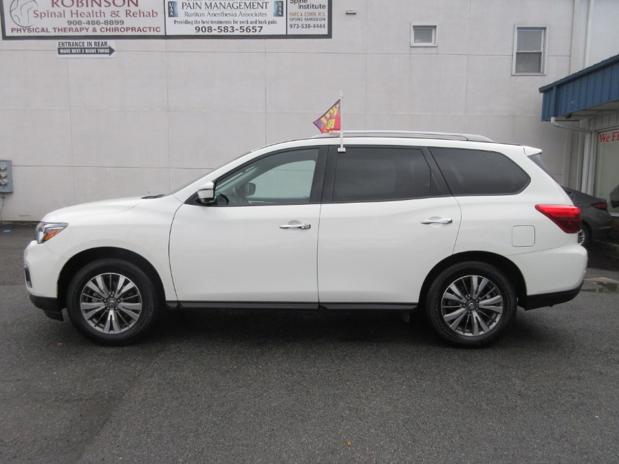 2019 Nissan Pathfinder FWD SL, available for sale in Linden, New Jersey | Route 27 Auto Mall. Linden, New Jersey 2019 Nissan Pathfinder FWD SL, available for sale in Linden, New Jersey | Route 27 Auto Mall. Linden, New Jersey
