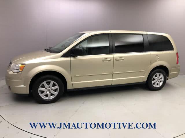 2010 Chrysler Town & Country 4dr Wgn LX, available for sale in Naugatuck, Connecticut | J&M Automotive Sls&Svc LLC. Naugatuck, Connecticut