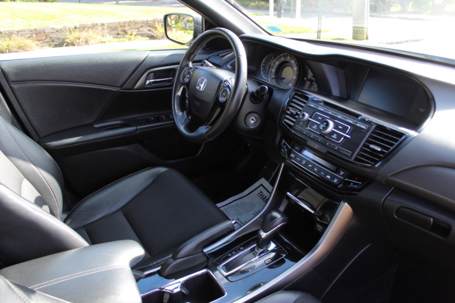 2017 Honda Accord Sedan Sport, available for sale in Great Neck, New York | Great Neck Car Buyers & Sellers. Great Neck, New York 2017 Honda Accord Sedan Sport, available for sale in Great Neck, New York | Great Neck Car Buyers & Sellers. Great Neck, New York