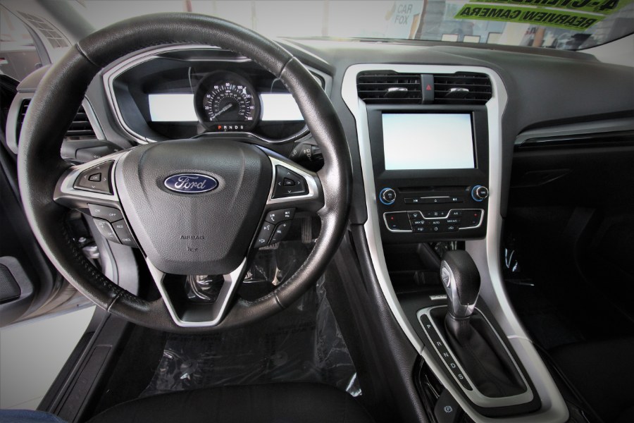 2016 Ford Fusion 4dr Sdn SE FWD, available for sale in Garden Grove, California | 1 Stop Auto Mart Inc.. Garden Grove, California 2016 Ford Fusion 4dr Sdn SE FWD, available for sale in Garden Grove, California | 1 Stop Auto Mart Inc.. Garden Grove, California