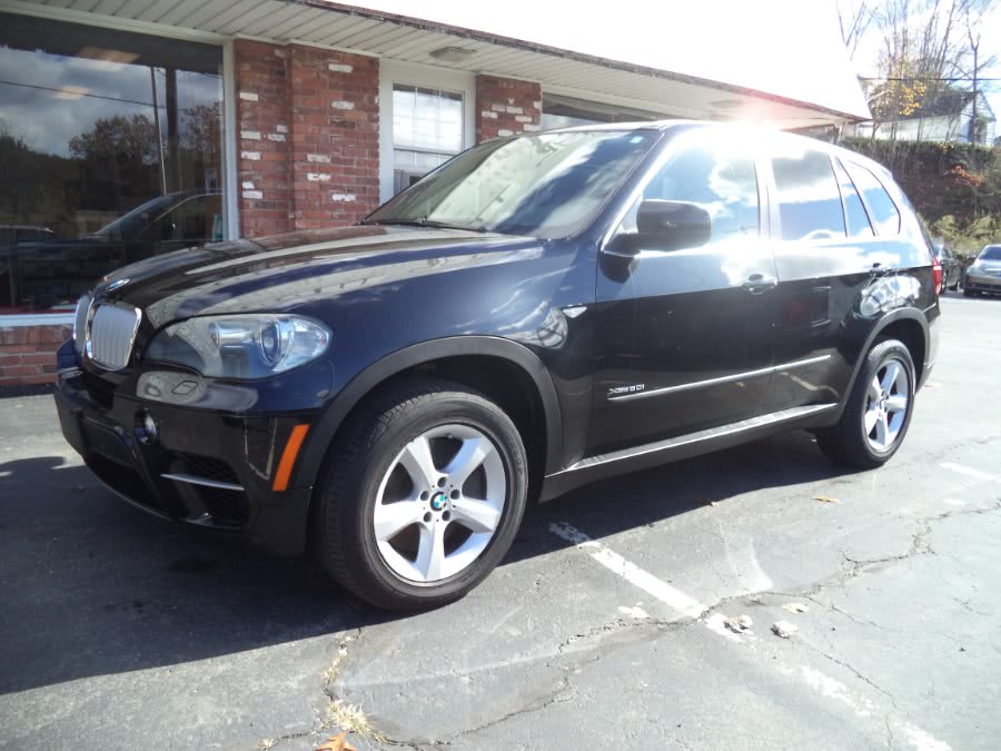 2011 BMW X5 AWD 4dr 50i, available for sale in Naugatuck, Connecticut | Riverside Motorcars, LLC. Naugatuck, Connecticut