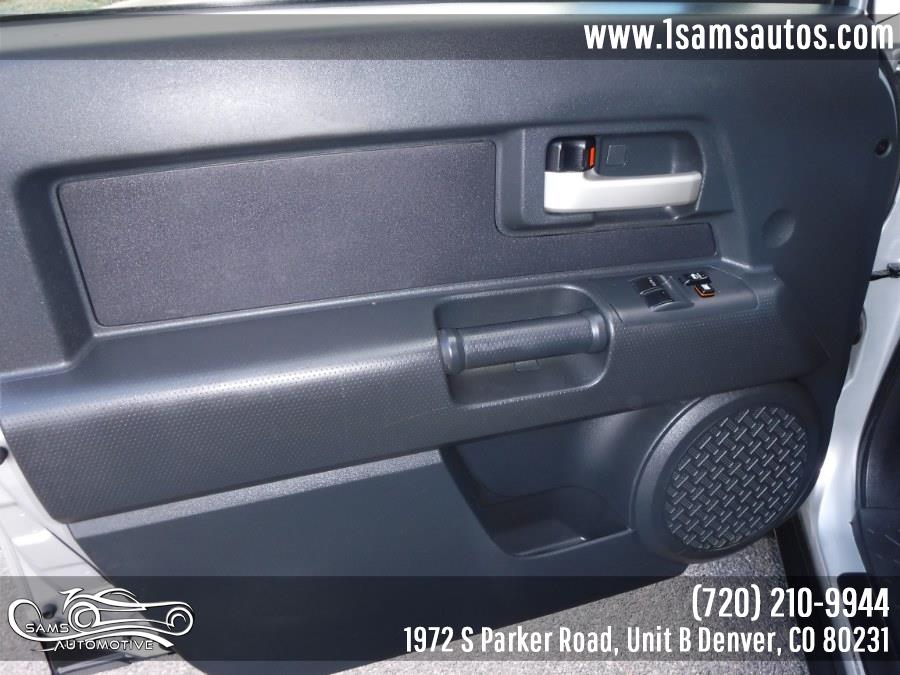 Used Toyota FJ Cruiser 4WD 4dr Auto 2008 | Sam's Automotive. Denver, Colorado Used Toyota FJ Cruiser 4WD 4dr Auto 2008 | Sam's Automotive. Denver, Colorado