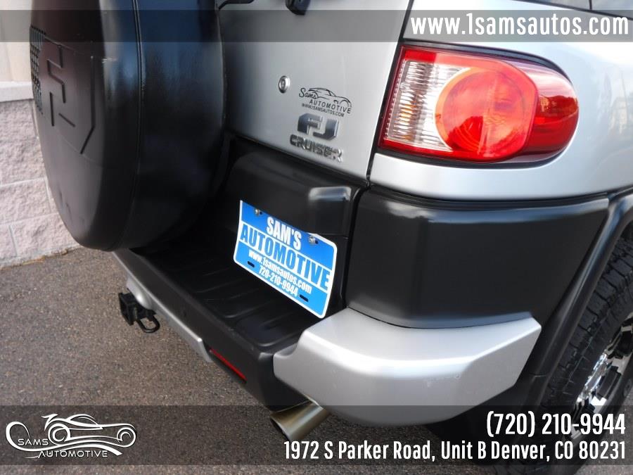Used Toyota FJ Cruiser 4WD 4dr Auto 2008 | Sam's Automotive. Denver, Colorado Used Toyota FJ Cruiser 4WD 4dr Auto 2008 | Sam's Automotive. Denver, Colorado