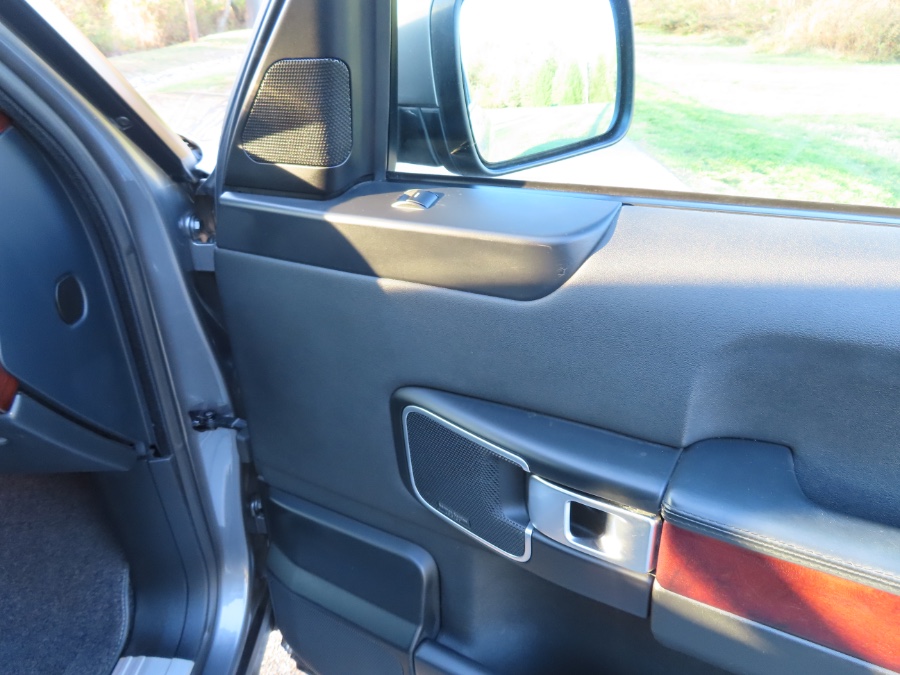 2010 Land Rover Range Rover 4WD 4dr HSE, available for sale in North Salem, New York | Meccanic Shop North Inc. North Salem, New York 2010 Land Rover Range Rover 4WD 4dr HSE, available for sale in North Salem, New York | Meccanic Shop North Inc. North Salem, New York