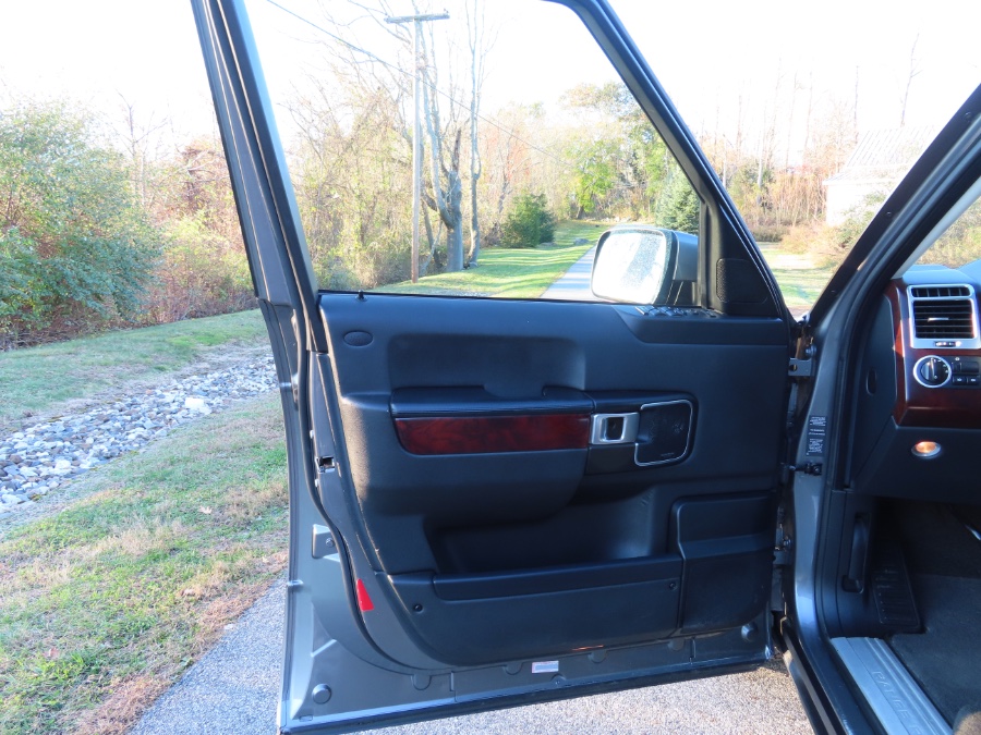 2010 Land Rover Range Rover 4WD 4dr HSE, available for sale in North Salem, New York | Meccanic Shop North Inc. North Salem, New York 2010 Land Rover Range Rover 4WD 4dr HSE, available for sale in North Salem, New York | Meccanic Shop North Inc. North Salem, New York