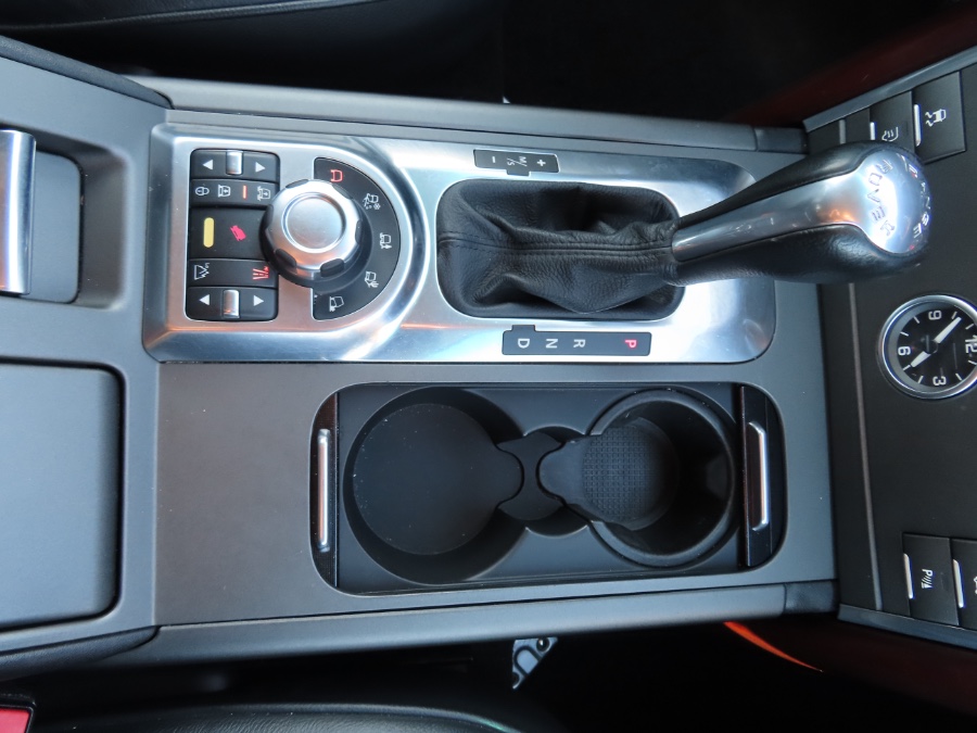 2010 Land Rover Range Rover 4WD 4dr HSE, available for sale in North Salem, New York | Meccanic Shop North Inc. North Salem, New York 2010 Land Rover Range Rover 4WD 4dr HSE, available for sale in North Salem, New York | Meccanic Shop North Inc. North Salem, New York