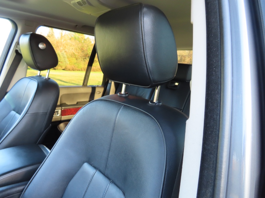2010 Land Rover Range Rover 4WD 4dr HSE, available for sale in North Salem, New York | Meccanic Shop North Inc. North Salem, New York 2010 Land Rover Range Rover 4WD 4dr HSE, available for sale in North Salem, New York | Meccanic Shop North Inc. North Salem, New York