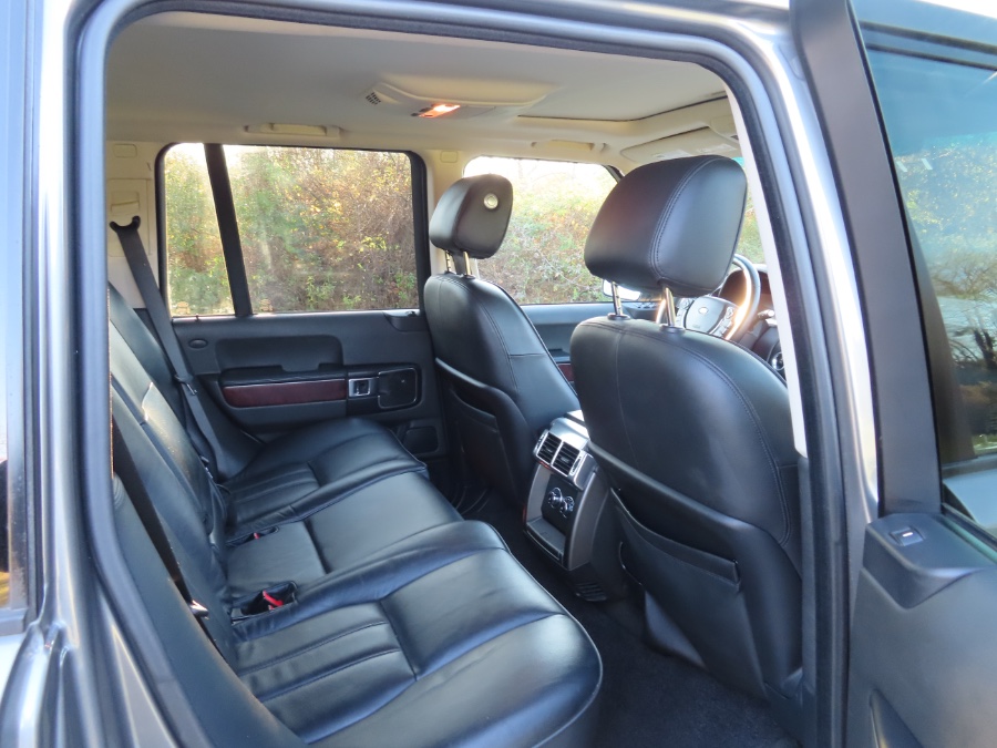 2010 Land Rover Range Rover 4WD 4dr HSE, available for sale in North Salem, New York | Meccanic Shop North Inc. North Salem, New York 2010 Land Rover Range Rover 4WD 4dr HSE, available for sale in North Salem, New York | Meccanic Shop North Inc. North Salem, New York