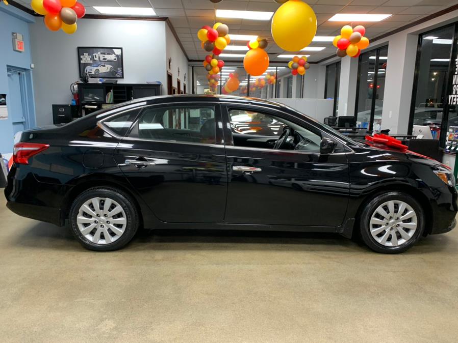 Used Nissan Sentra SR CVT 2017 | 5 Towns Drive. Inwood, New York Used Nissan Sentra SR CVT 2017 | 5 Towns Drive. Inwood, New York