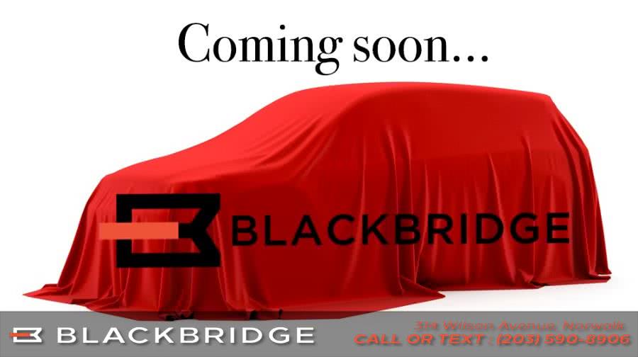 2016 Chrysler Town & Country 4dr Wgn Touring, available for sale in Norwalk, Connecticut | Black Bridge Motors, LLC. Norwalk, Connecticut