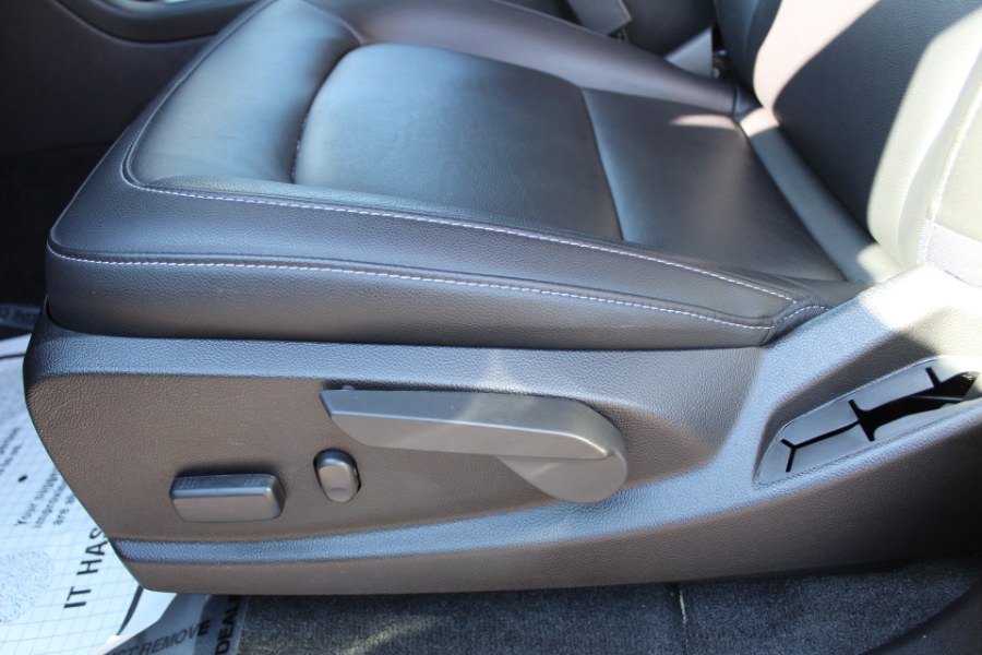 2018 Chevrolet Colorado 4WD Crew Cab 128.3" ZR2, available for sale in Great Neck, New York | Great Neck Car Buyers & Sellers. Great Neck, New York 2018 Chevrolet Colorado 4WD Crew Cab 128.3" ZR2, available for sale in Great Neck, New York | Great Neck Car Buyers & Sellers. Great Neck, New York