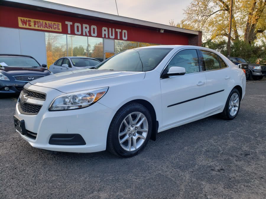 2013 Chevrolet Malibu 4dr Sdn LT w/2LT Leather & Sunroof, available for sale in East Windsor, Connecticut | Toro Auto. East Windsor, Connecticut