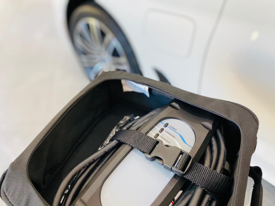 Used BMW 5 Series 530e xDrive iPerformance Plug-In Hybrid 2018 | Luxury Motor Club. Franklin Square, New York Used BMW 5 Series 530e xDrive iPerformance Plug-In Hybrid 2018 | Luxury Motor Club. Franklin Square, New York