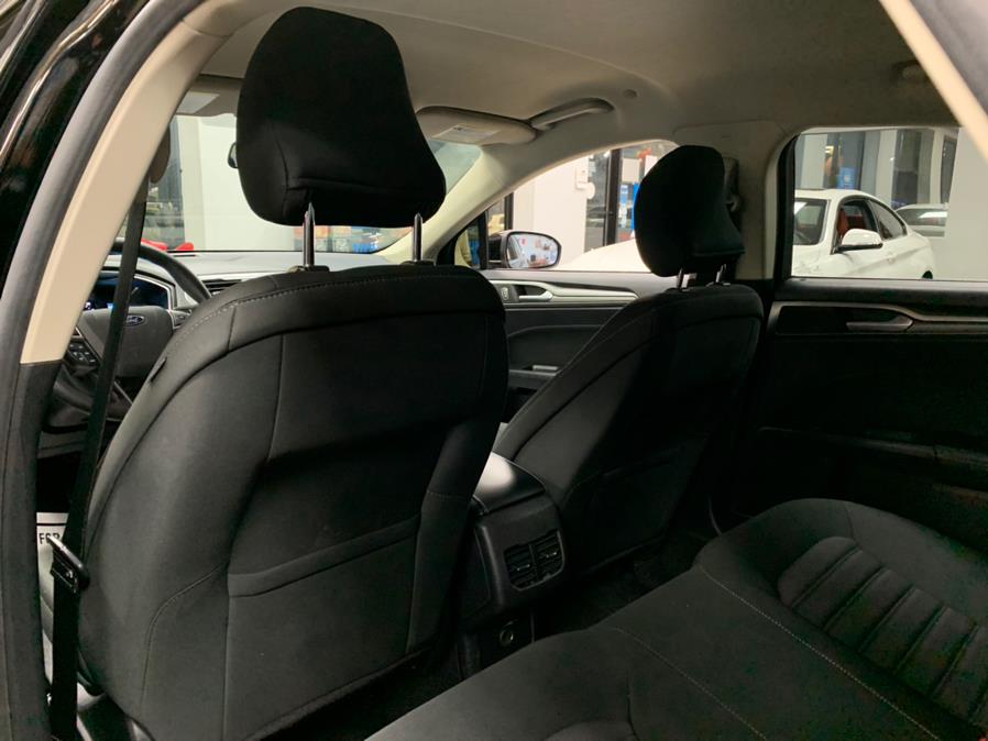 2018 Ford Fusion Hybrid SE FWD, available for sale in Inwood, New York | 5 Towns Drive. Inwood, New York 2018 Ford Fusion Hybrid SE FWD, available for sale in Inwood, New York | 5 Towns Drive. Inwood, New York