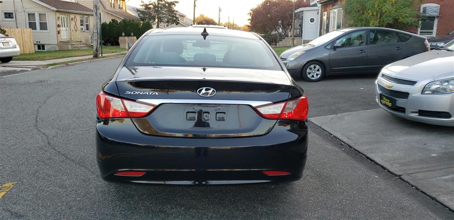2011 Hyundai Sonata 4dr Sdn 2.4L Auto GLS PZEV, available for sale in Little Ferry, New Jersey | Victoria Preowned Autos Inc. Little Ferry, New Jersey 2011 Hyundai Sonata 4dr Sdn 2.4L Auto GLS PZEV, available for sale in Little Ferry, New Jersey | Victoria Preowned Autos Inc. Little Ferry, New Jersey