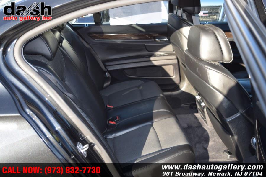 Used BMW 7 Series 4dr Sdn 750i xDrive AWD 2010 | Dash Auto Gallery Inc.. Newark, New Jersey Used BMW 7 Series 4dr Sdn 750i xDrive AWD 2010 | Dash Auto Gallery Inc.. Newark, New Jersey