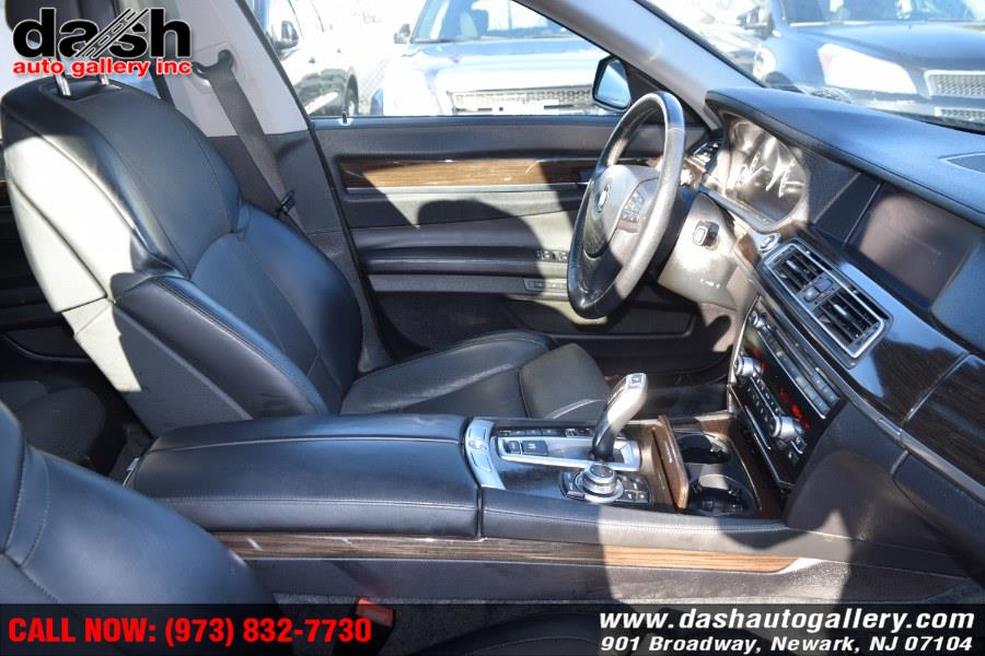 Used BMW 7 Series 4dr Sdn 750i xDrive AWD 2010 | Dash Auto Gallery Inc.. Newark, New Jersey Used BMW 7 Series 4dr Sdn 750i xDrive AWD 2010 | Dash Auto Gallery Inc.. Newark, New Jersey