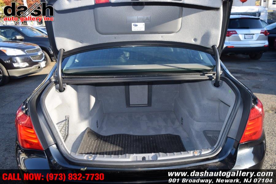 Used BMW 7 Series 4dr Sdn 750i xDrive AWD 2010 | Dash Auto Gallery Inc.. Newark, New Jersey Used BMW 7 Series 4dr Sdn 750i xDrive AWD 2010 | Dash Auto Gallery Inc.. Newark, New Jersey
