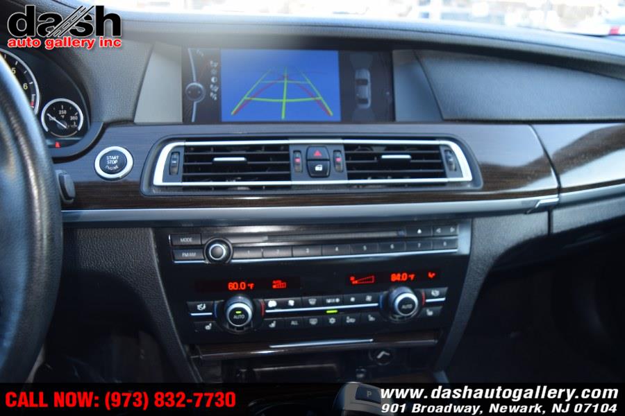 Used BMW 7 Series 4dr Sdn 750i xDrive AWD 2010 | Dash Auto Gallery Inc.. Newark, New Jersey Used BMW 7 Series 4dr Sdn 750i xDrive AWD 2010 | Dash Auto Gallery Inc.. Newark, New Jersey