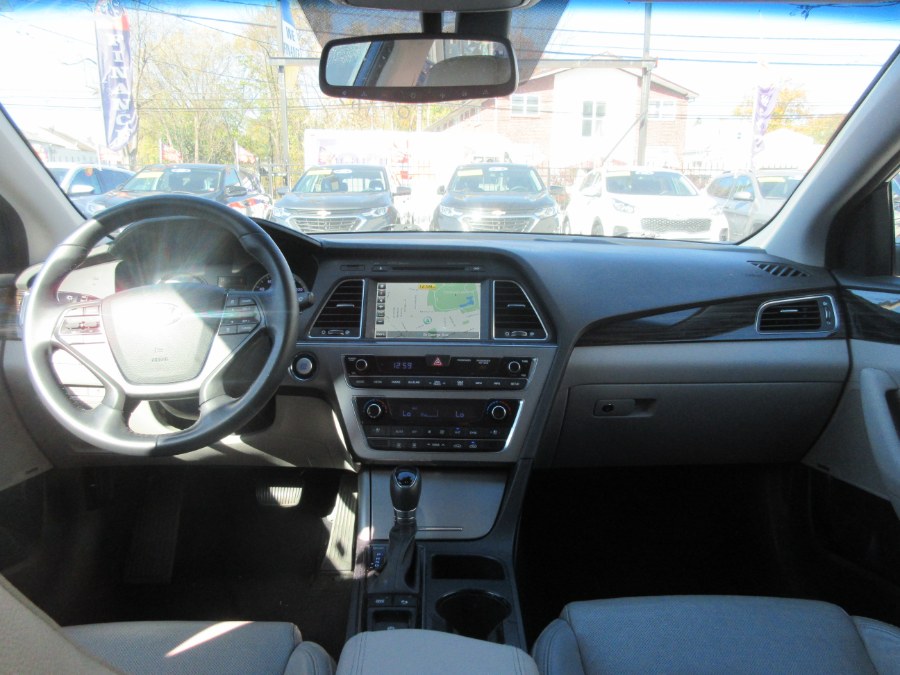 Used Hyundai Sonata Limited 2.4L PZEV 2017 | Route 27 Auto Mall. Linden, New Jersey Used Hyundai Sonata Limited 2.4L PZEV 2017 | Route 27 Auto Mall. Linden, New Jersey