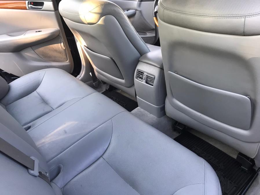 Used Lexus ES 330 4dr Sdn 2005 | Car Valley Group. Jersey City, New Jersey Used Lexus ES 330 4dr Sdn 2005 | Car Valley Group. Jersey City, New Jersey